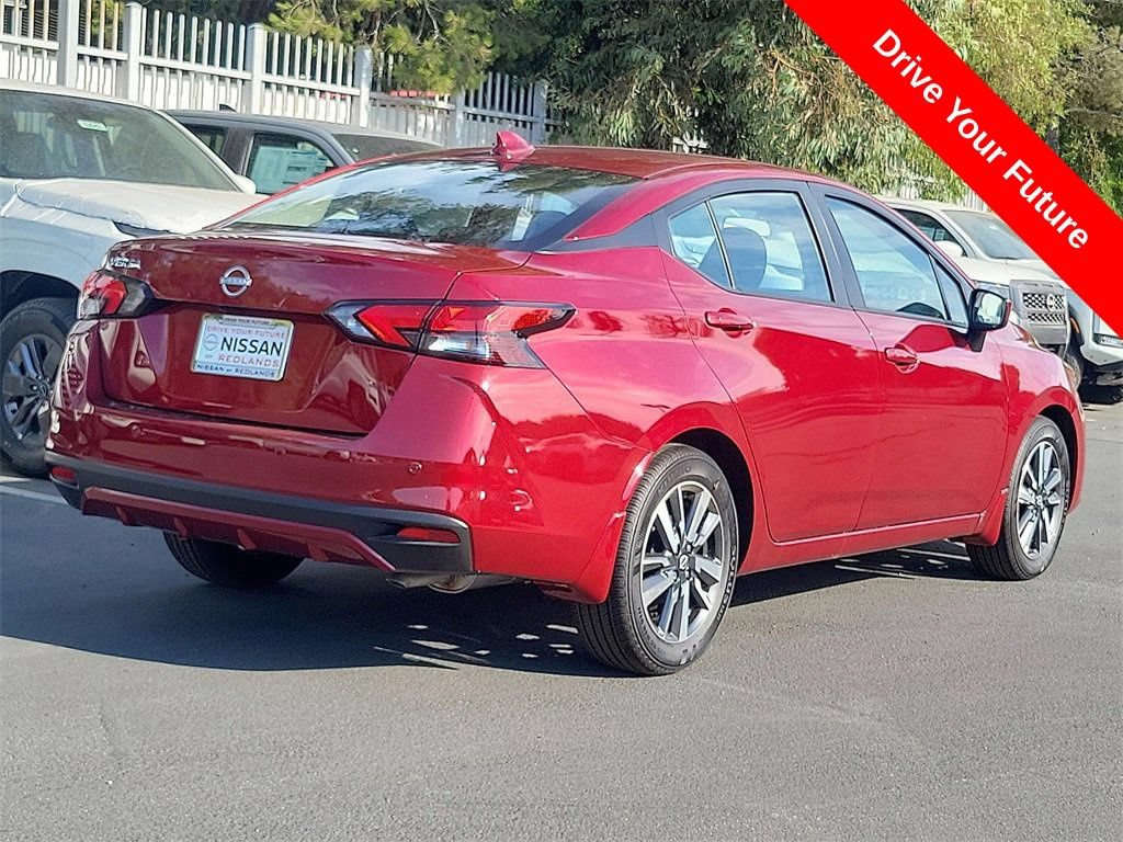 Used 2025 Nissan Versa SV w/ Trunk Package FWD image 2