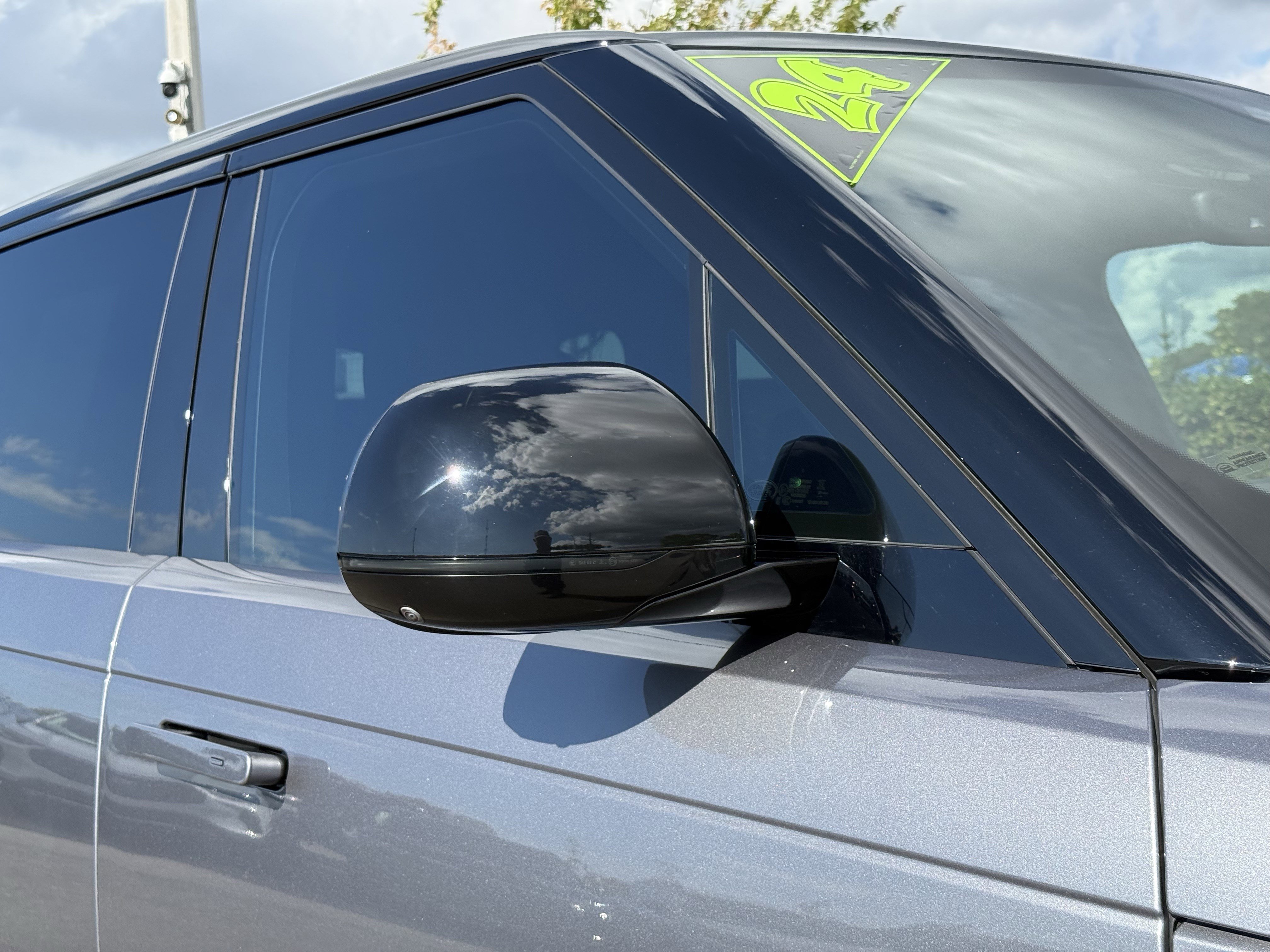 Used 2024 Land Rover Range Rover Sport Dynamic SE image 10