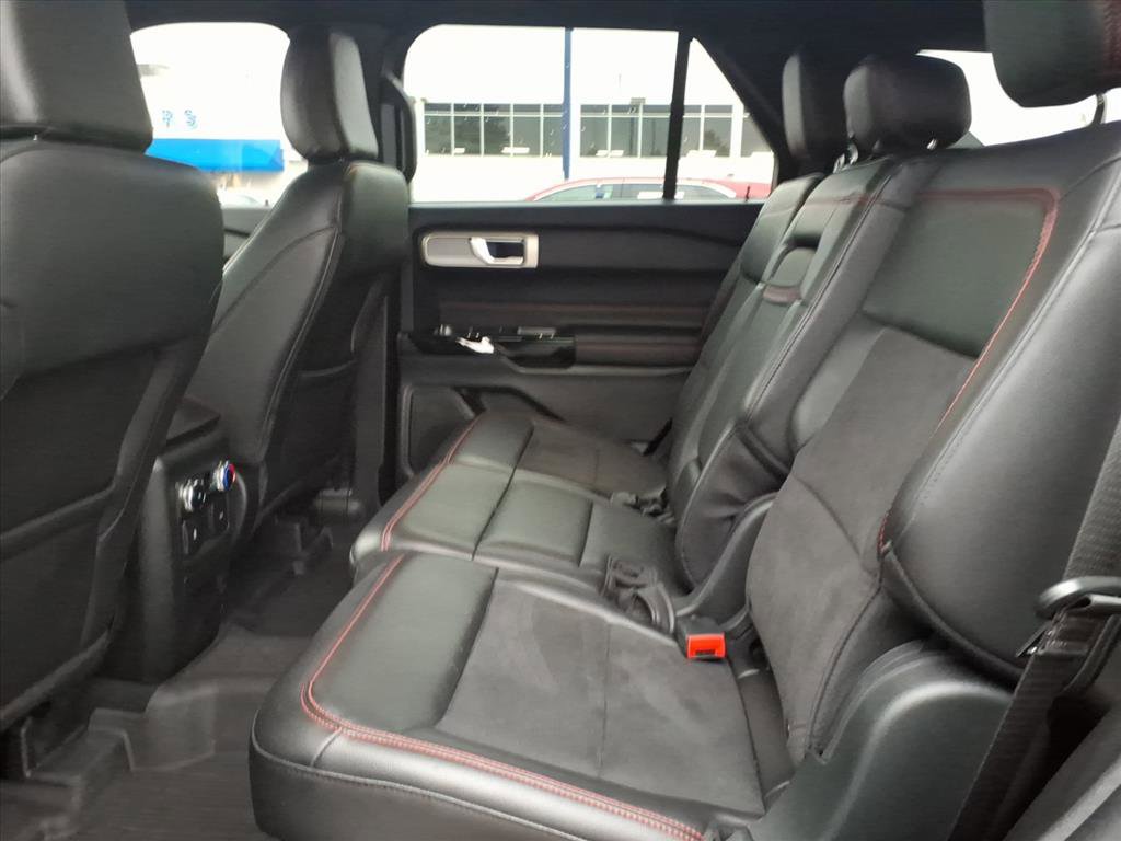 Certified 2023 Ford Explorer ST-Line image 12