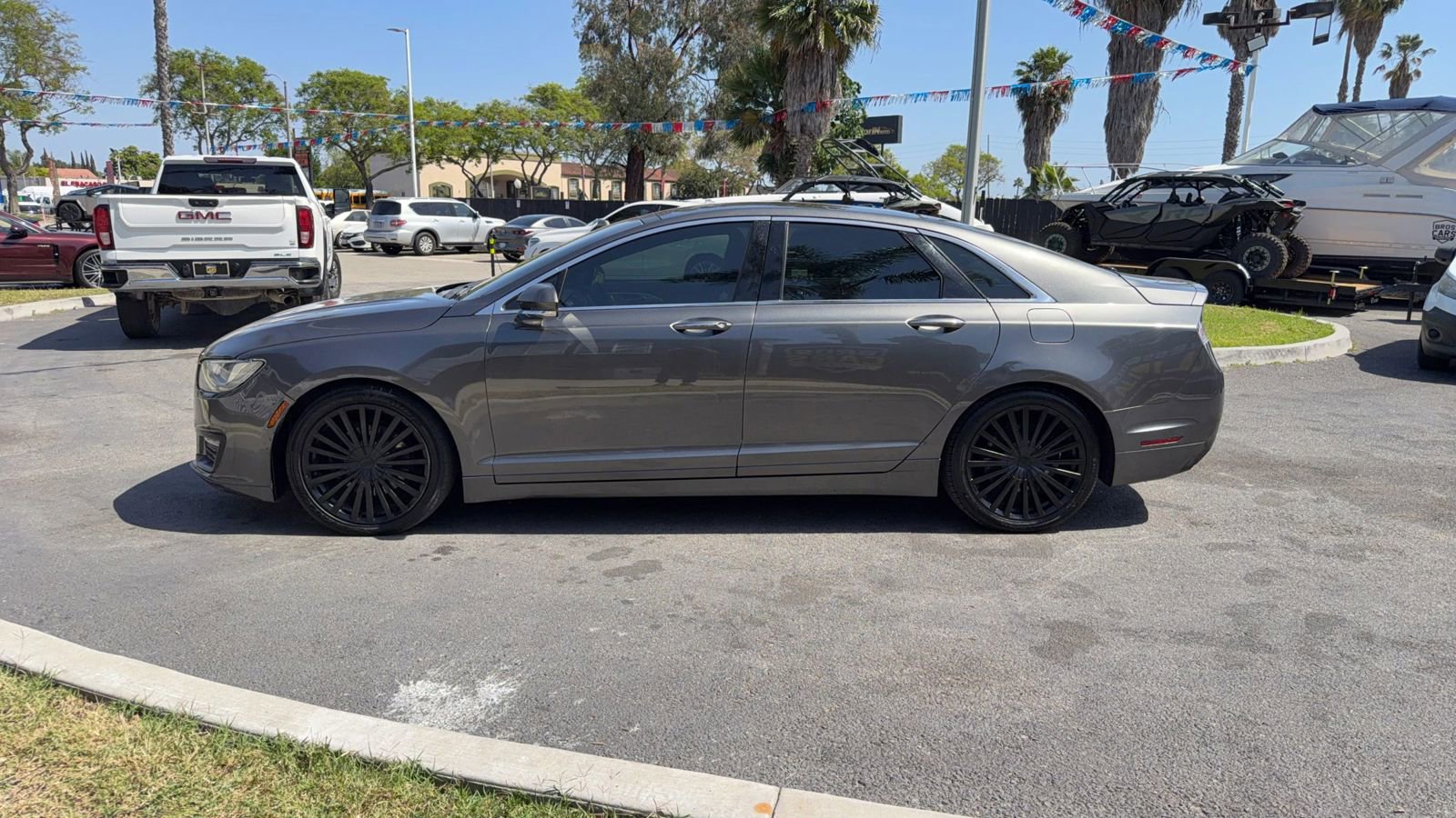 Used 2017 Lincoln MKZ Reserve image 5