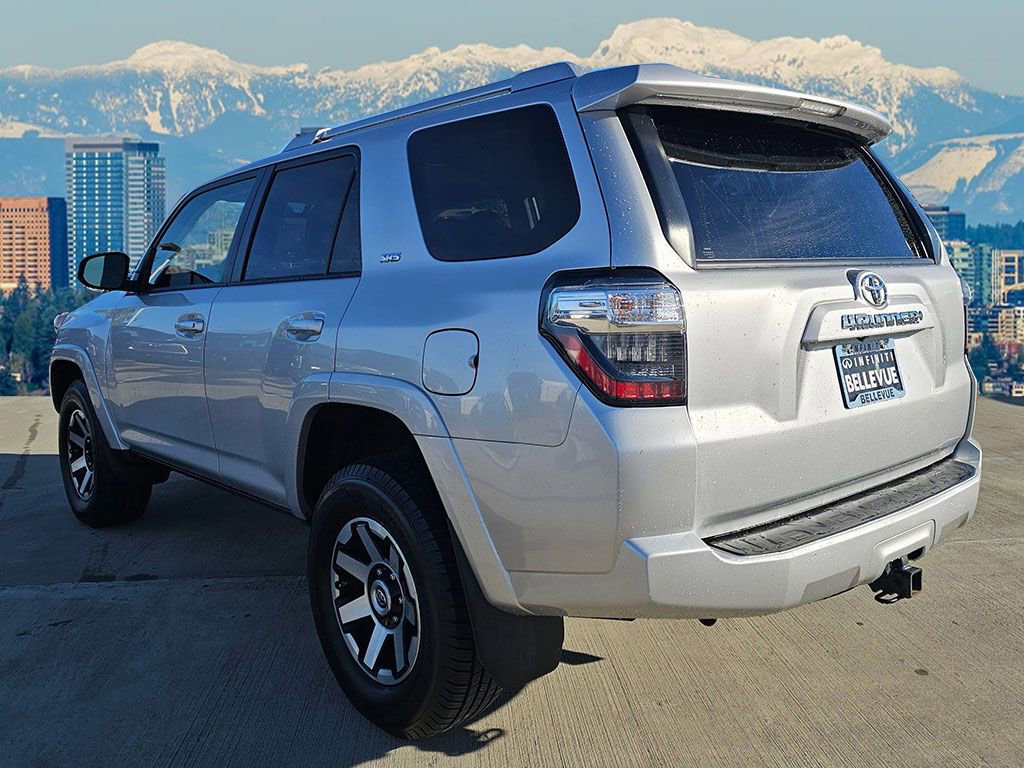 Used 2018 Toyota 4Runner SR5 image 6