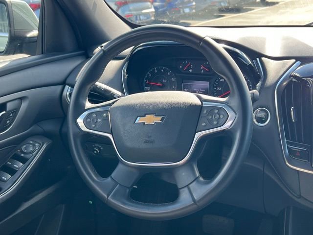 Used 2023 Chevrolet Traverse LT FWD image 12