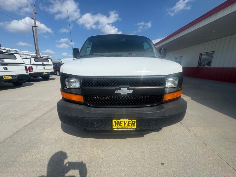 Used 2014 Chevrolet Express 1500 AWD image 3