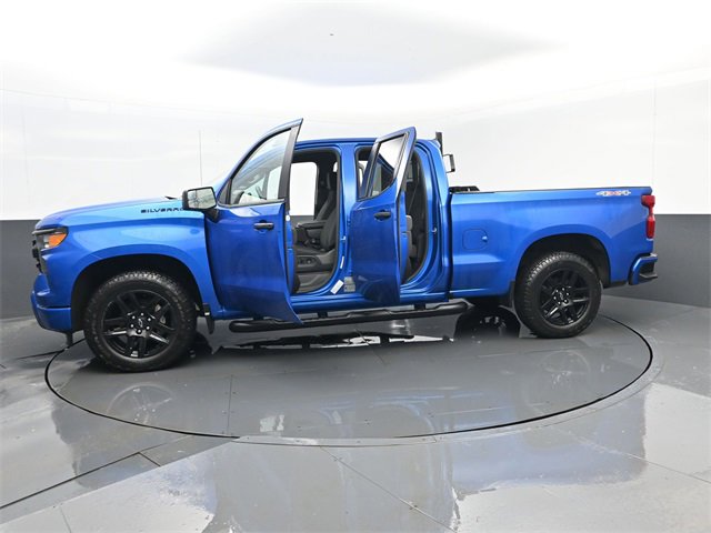 Used 2023 Chevrolet Silverado 1500 Custom w/ LPO, Dark Essentials Package image 26