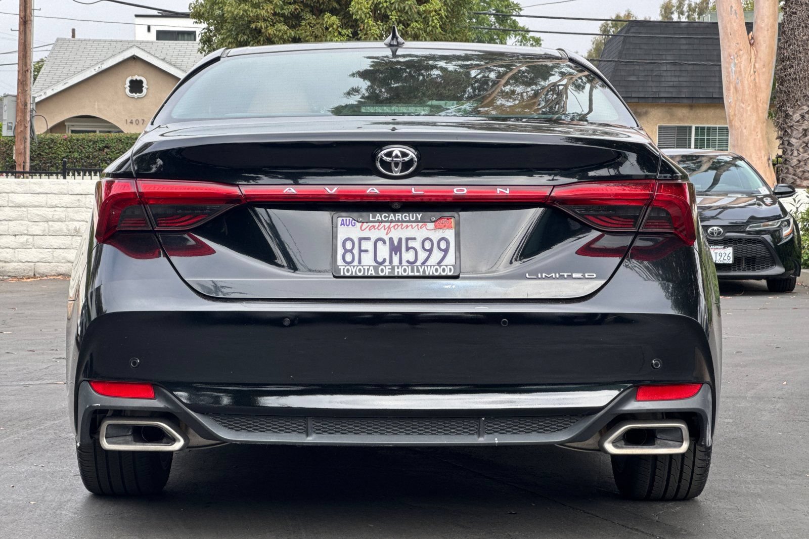 Used 2019 Toyota Avalon Limited w/ Advanced Safety Package FWD image 5