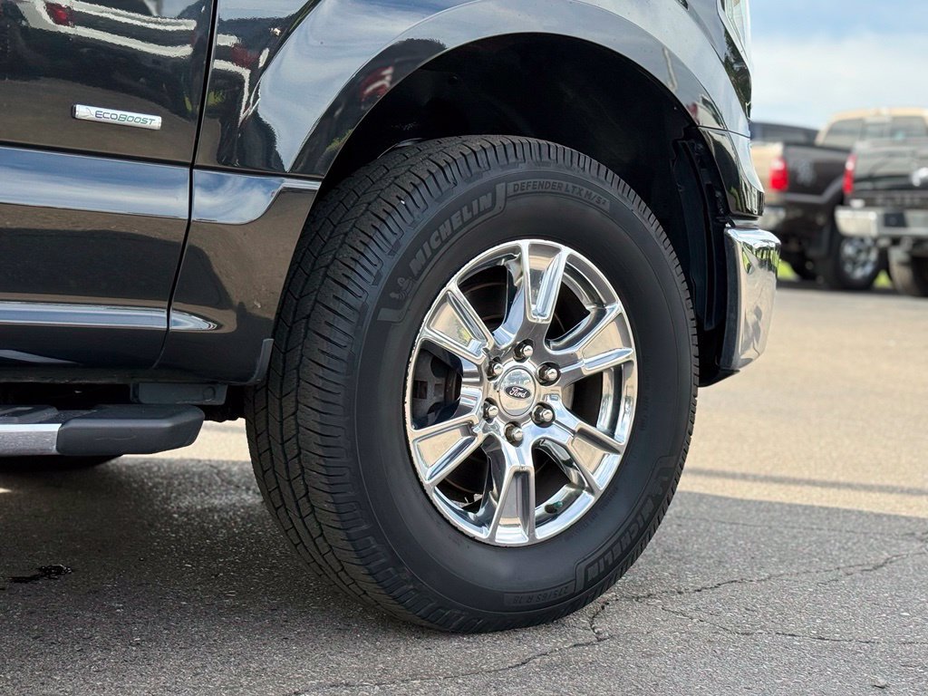 Used 2015 Ford F150 XLT w/ Equipment Group 302A Luxury AWD/4WD image 44