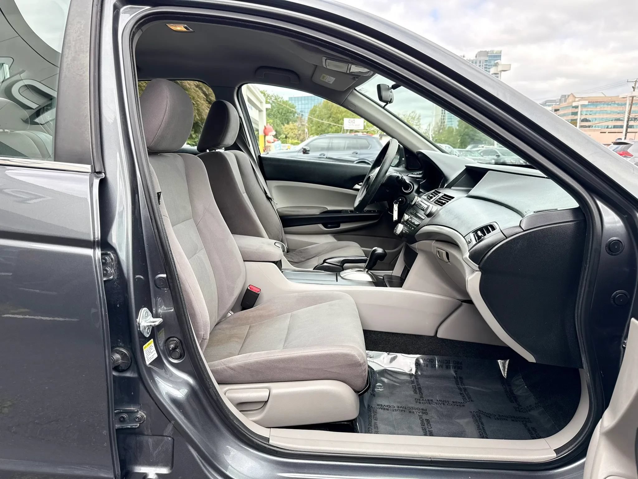 Used 2012 Honda Accord LX image 30