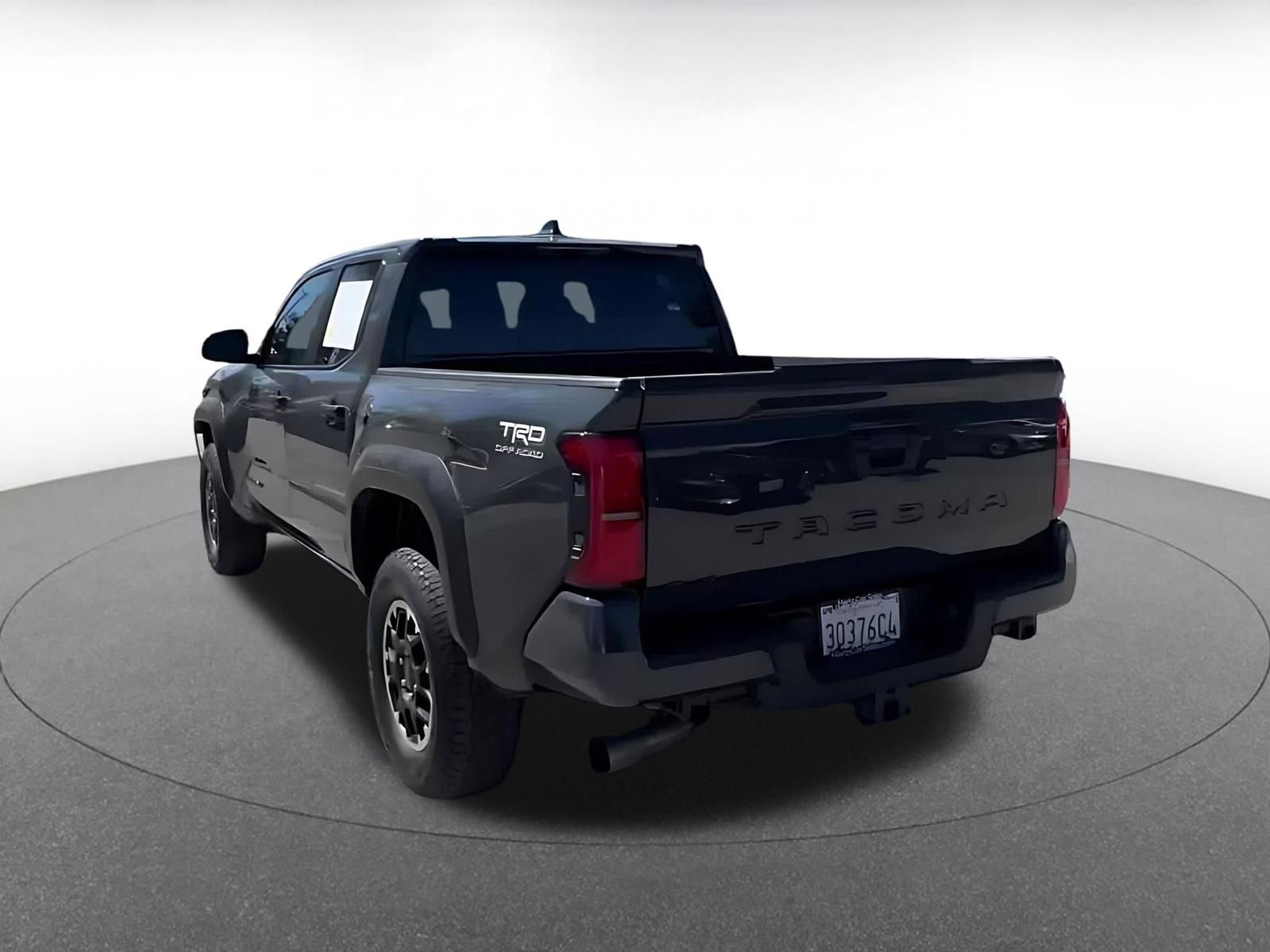 Used 2025 Toyota Tacoma TRD Off-Road image 11