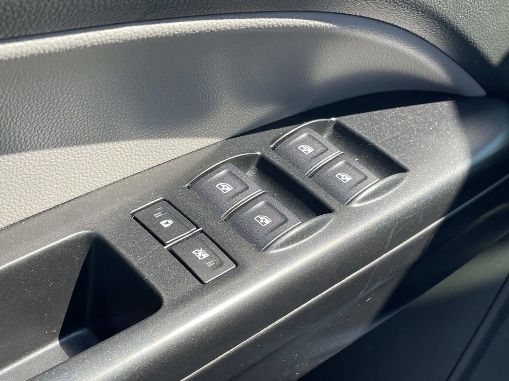 Used 2022 Chevrolet Colorado W/T w/ WT Convenience Package image 15