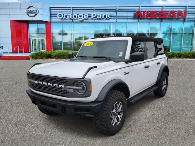 Used 2024 Ford Bronco Badlands image 4