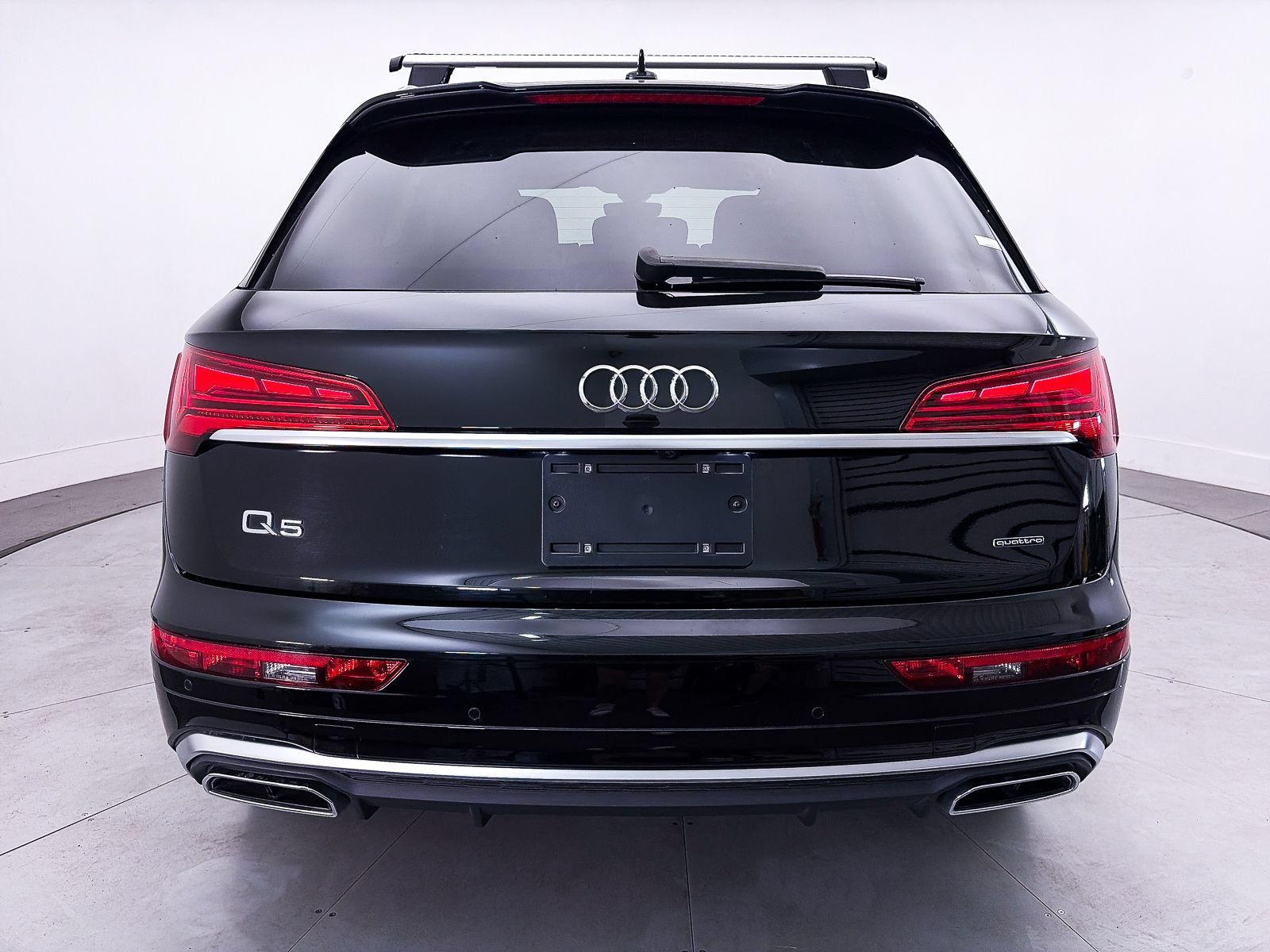 Used 2023 Audi Q5 2.0T Premium w/ Convenience Package AWD/4WD image 13