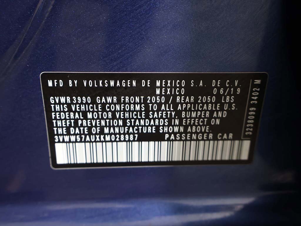 Used 2019 Volkswagen Golf S image 44