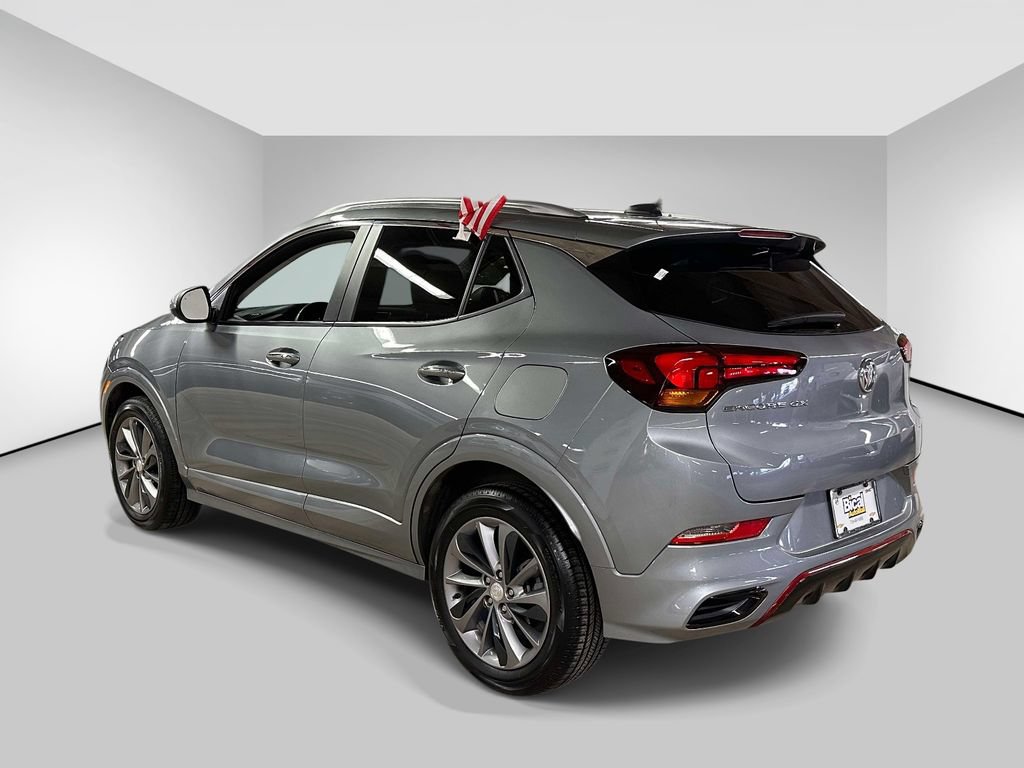 Used 2023 Buick Encore GX Select w/ Sport Touring Package FWD image 3