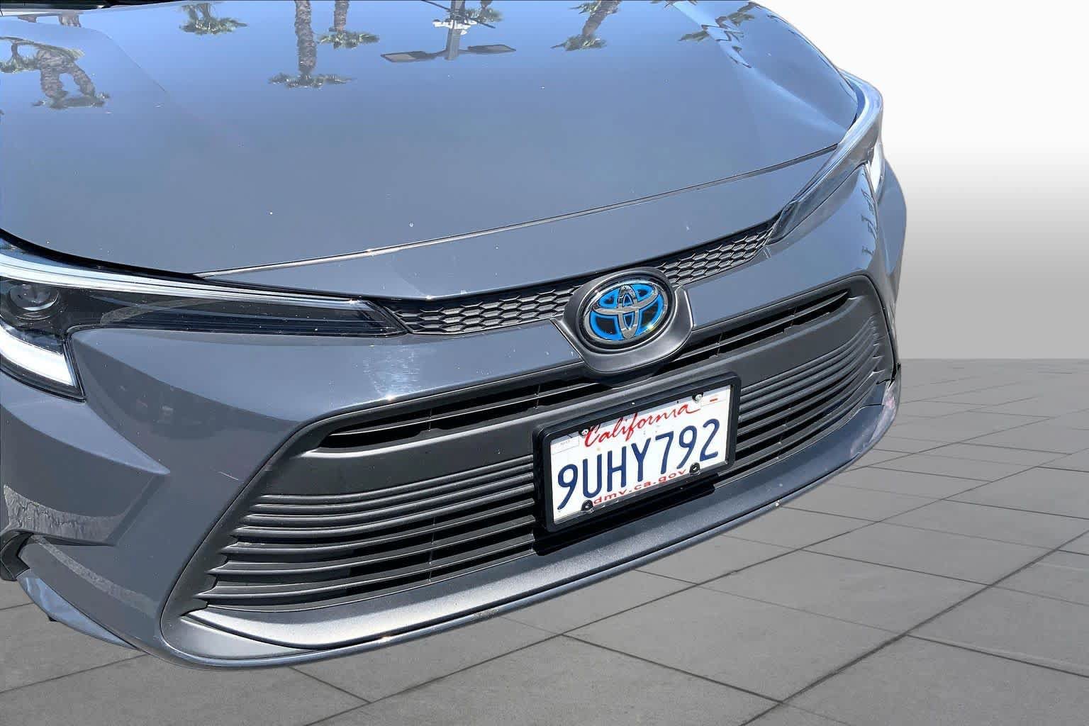 Certified 2025 Toyota Corolla LE w/ LE Premium Package FWD image 29