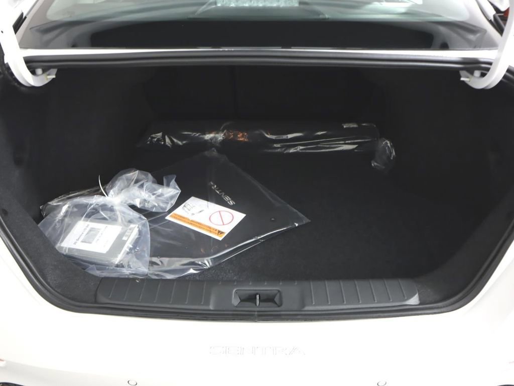 Certified 2025 Nissan Sentra SV w/ Trunk Package image 9