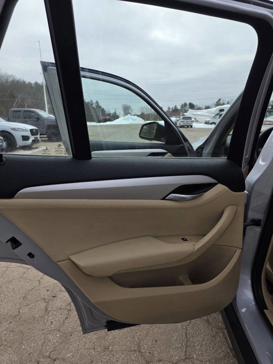 Used 2015 BMW X1 xDrive28i image 14