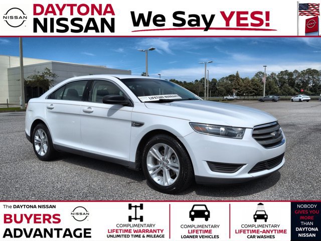 Used 2018 Ford Taurus SE FWD image 1