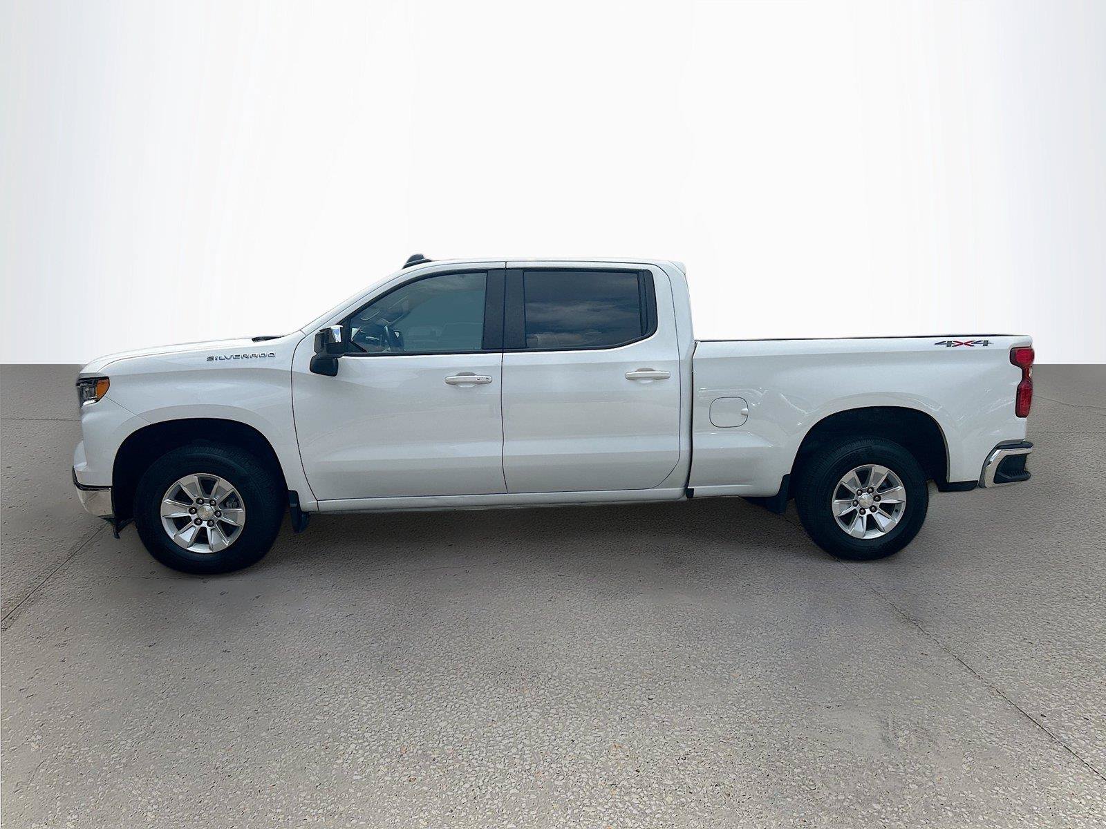 Used 2023 Chevrolet Silverado 1500 LT w/ Protection Package AWD/4WD image 7