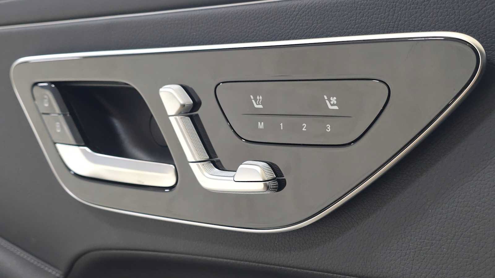 New 2026 Mercedes-Benz CLE 300 4MATIC Coupe image 25