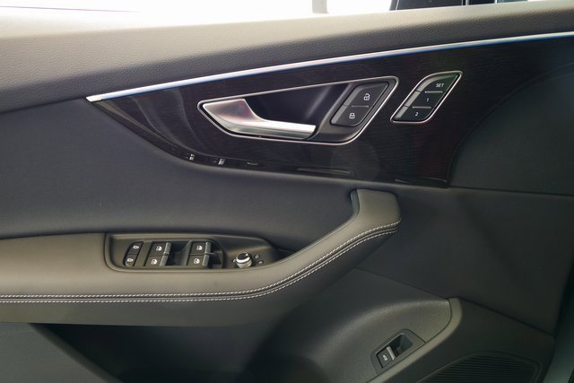 New 2025 Audi Q7 3.0T Premium Plus image 34