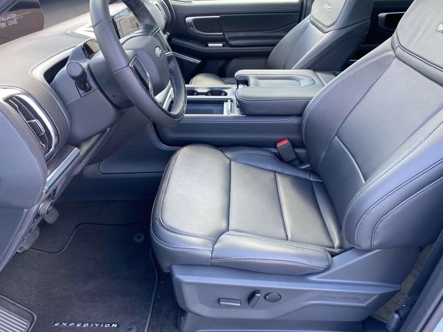 New 2025 Ford Expedition Max Platinum w/ Stealth Appearance Package AWD/4WD image 7