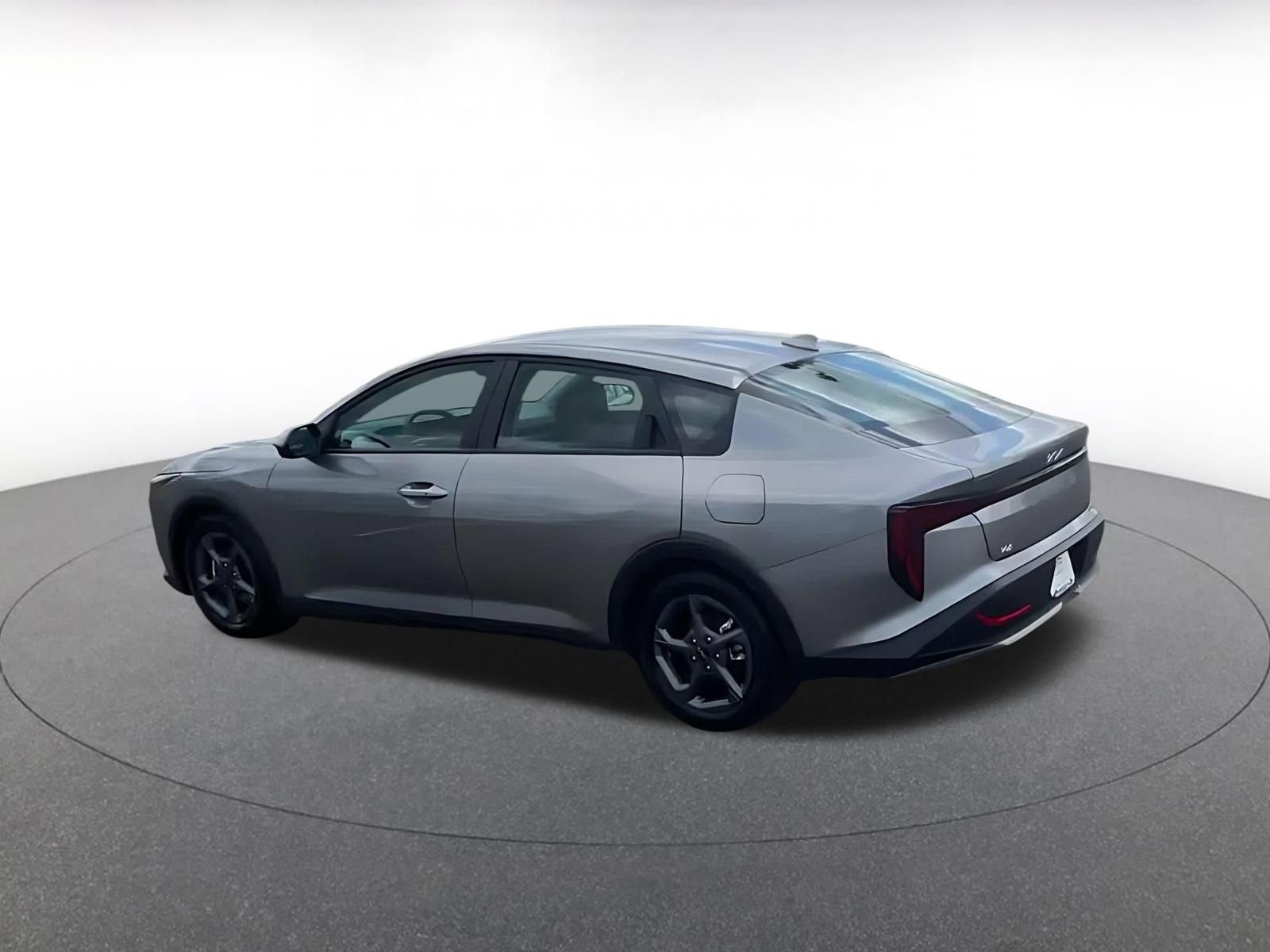 Used 2025 Kia K4 FWD image 9