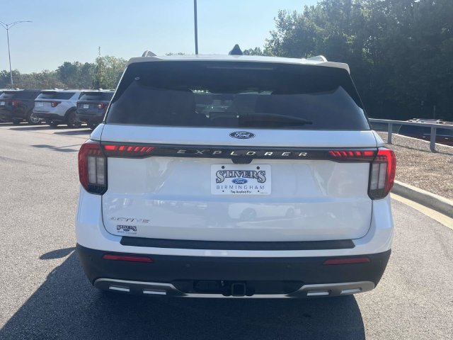 New 2027 Ford Explorer Active w/ Active Comfort Package RWD image 3