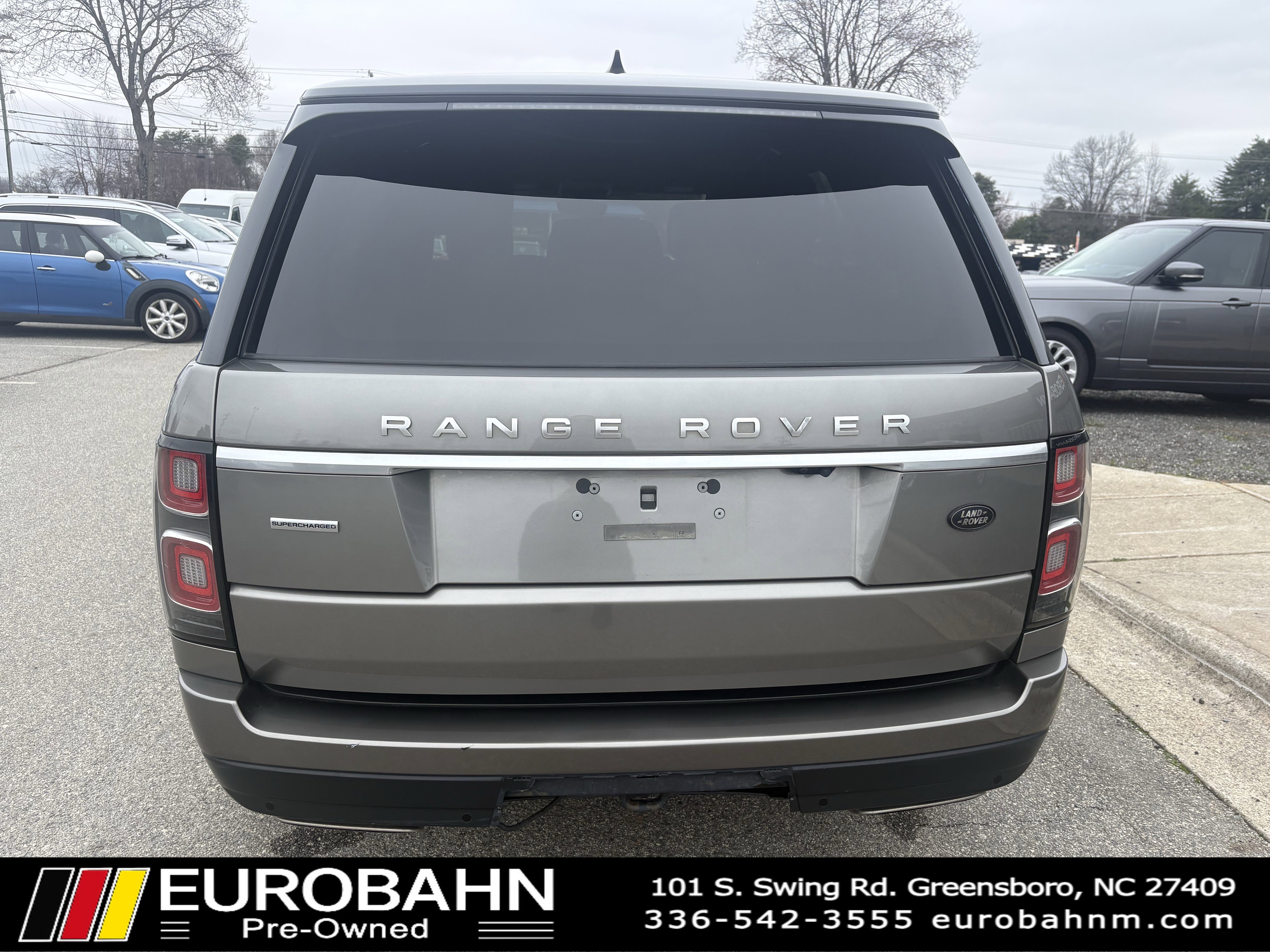 Used 2019 Land Rover Range Rover Long Wheelbase Supercharged image 4