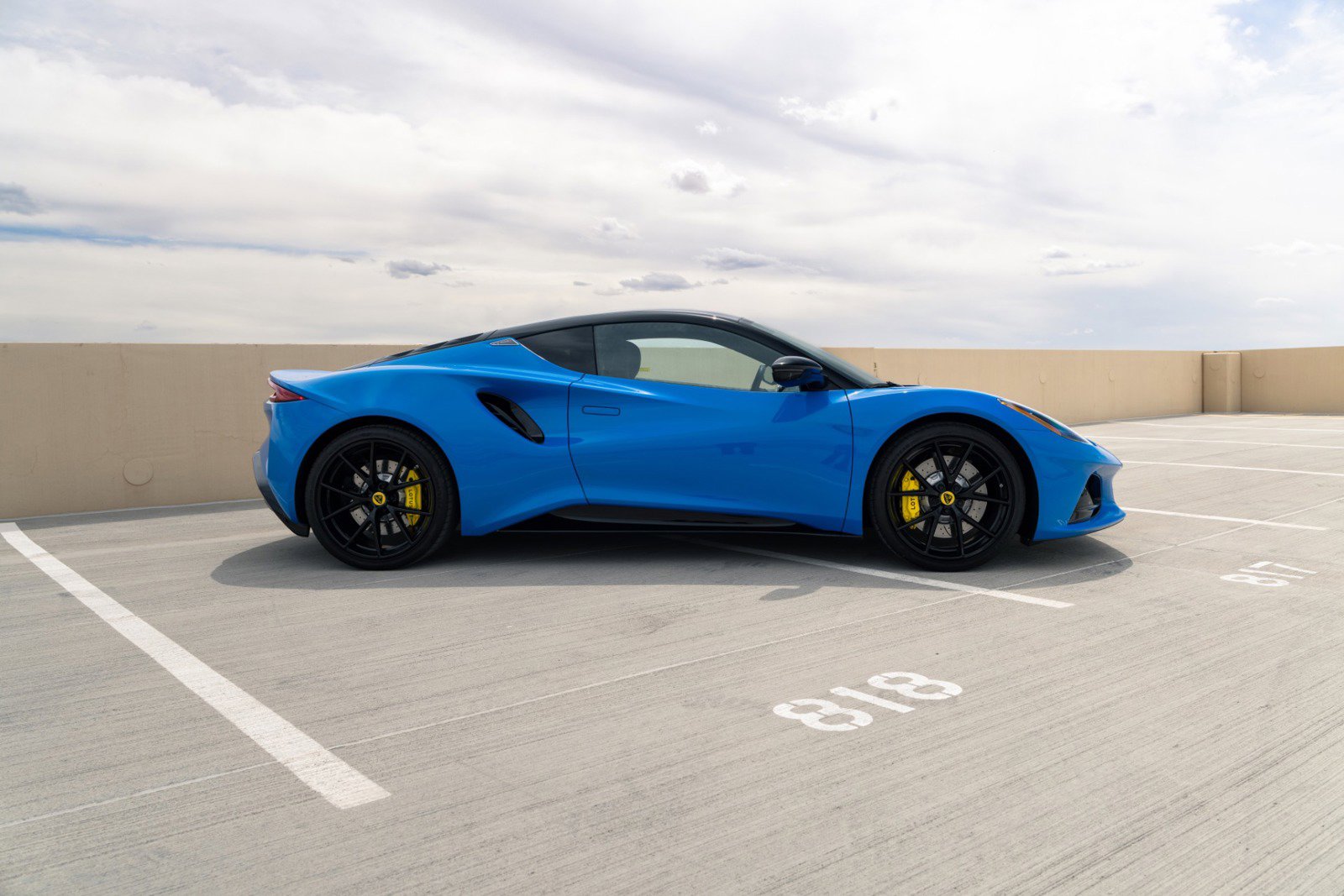 Used 2024 Lotus Emira First Edition image 5