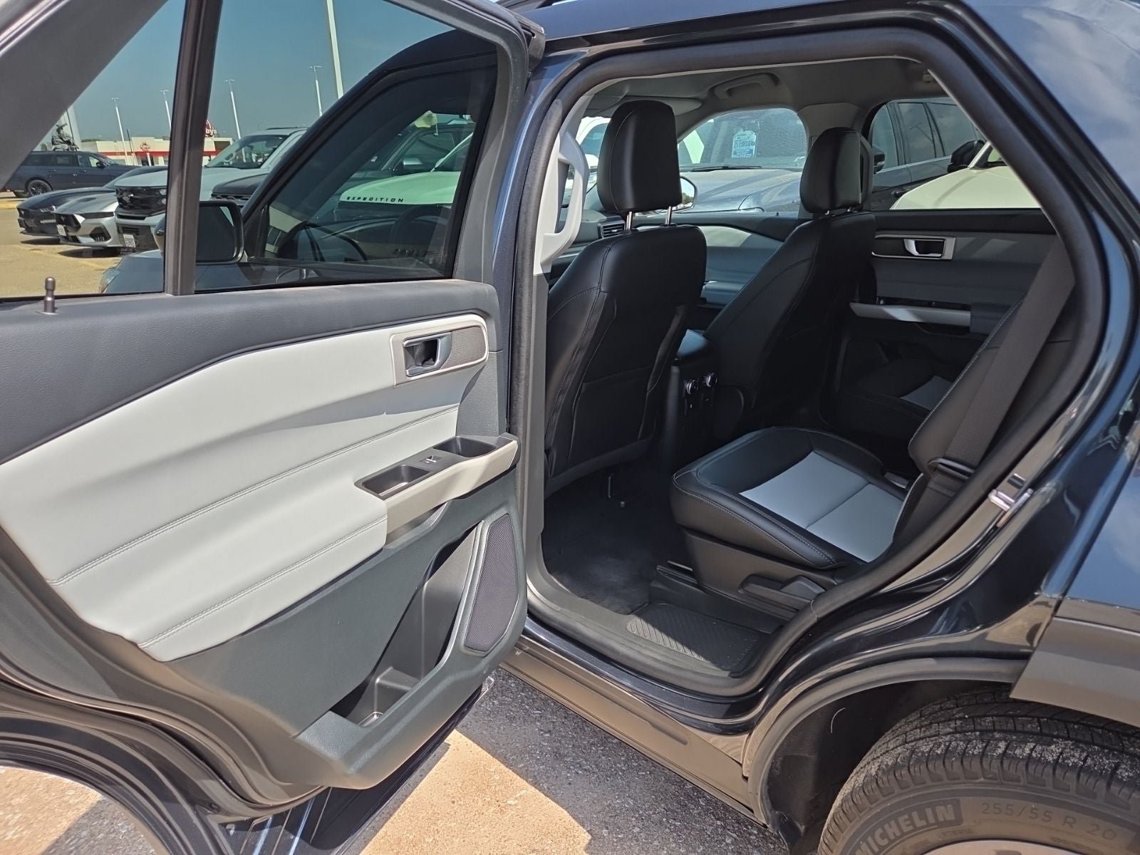 Certified 2024 Ford Explorer XLT w/ Equipment Group 202A AWD/4WD image 42