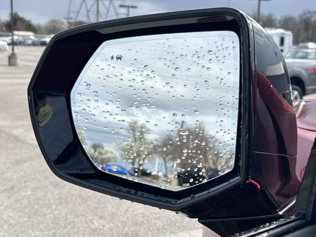 Used 2026 GMC Yukon AT4 w/ LPO, Floor Liner Package image 18