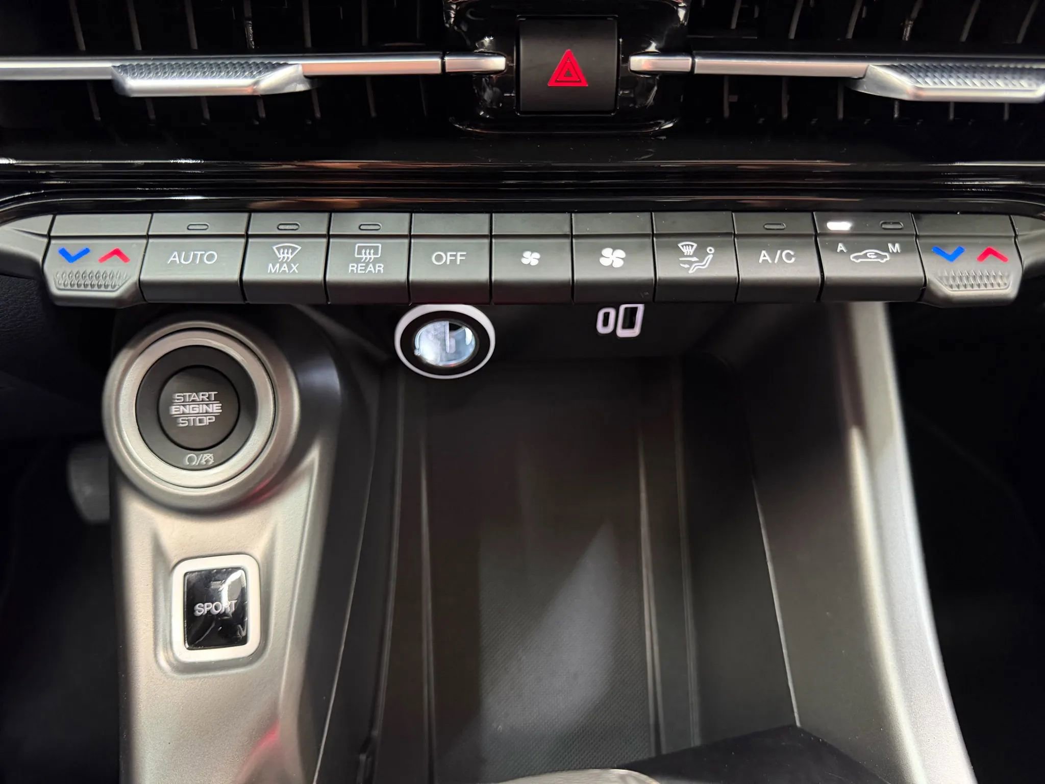 Used 2024 Dodge Hornet R/T image 29