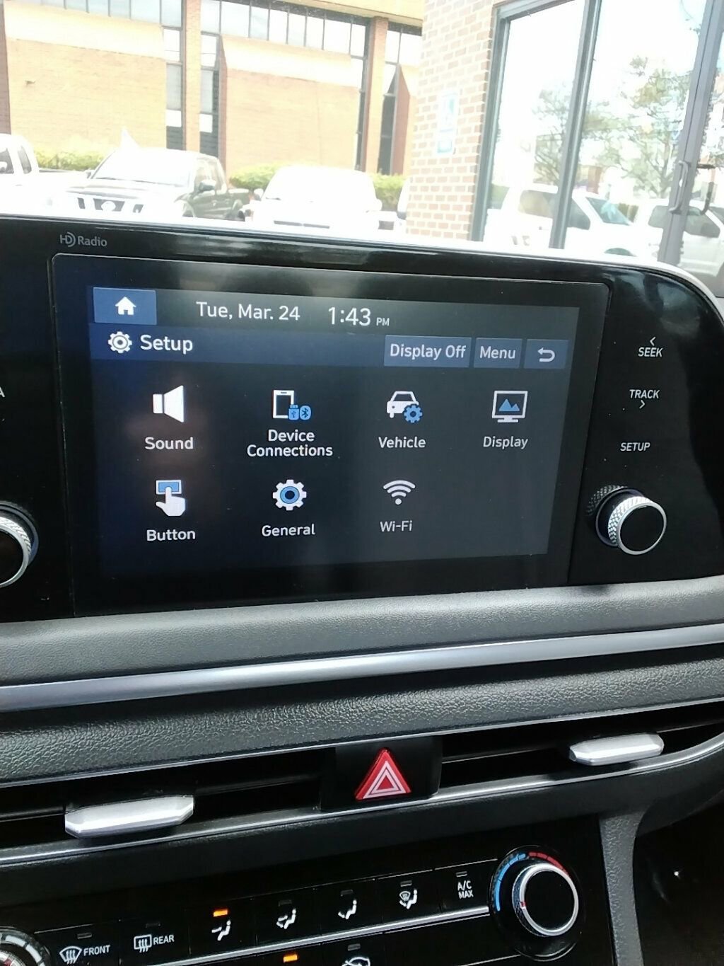 Used 2021 Hyundai Sonata SE w/ Preferred Accessory Package image 16