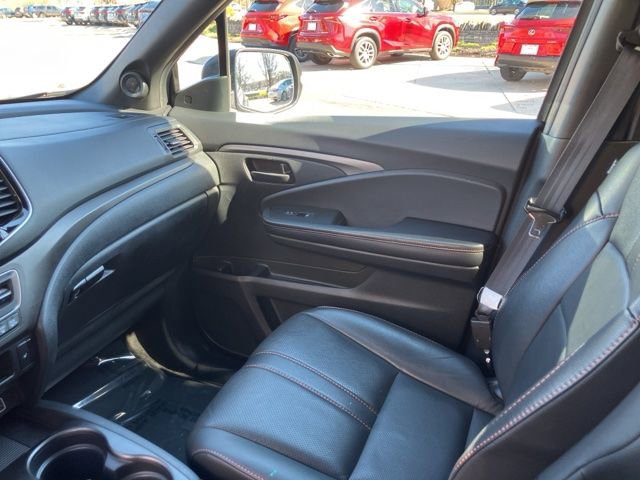 Used 2022 Honda Pilot TrailSport image 21