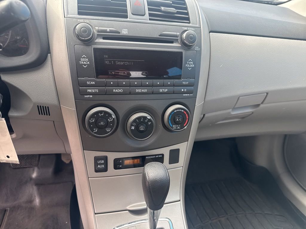 Used 2011 Toyota Corolla LE image 23