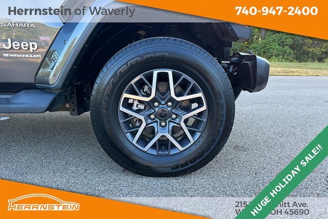 Used 2024 Jeep Wrangler Sahara image 29