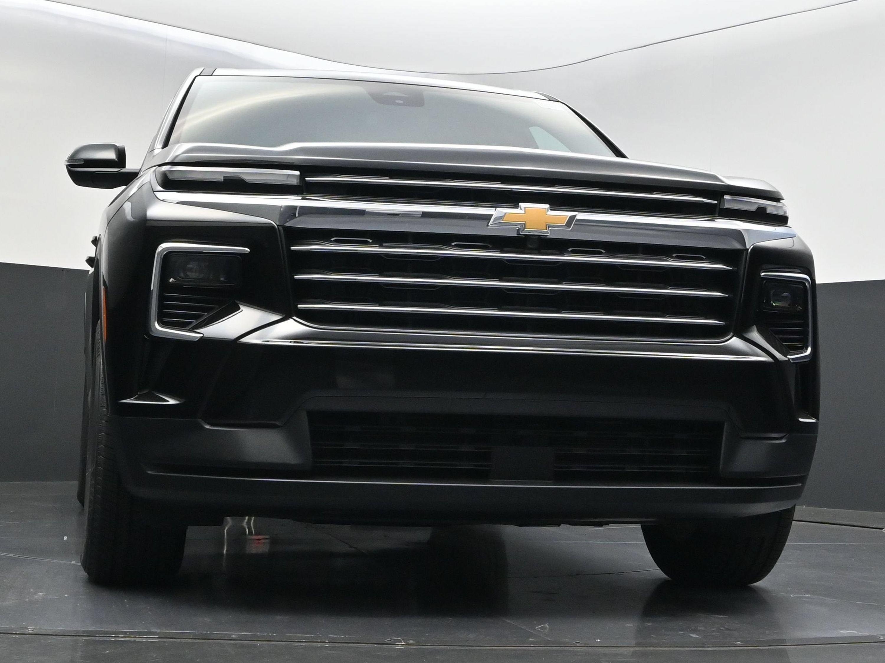 New 2027 Chevrolet Traverse LT FWD image 42