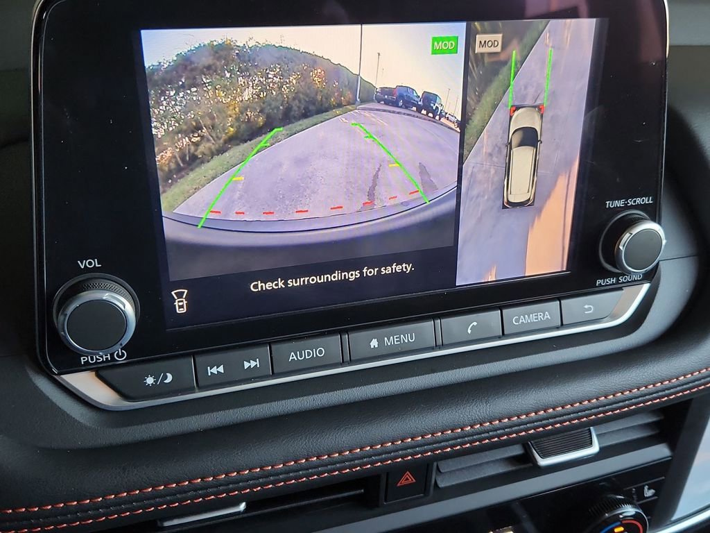 Certified 2025 Nissan Rogue SV image 20