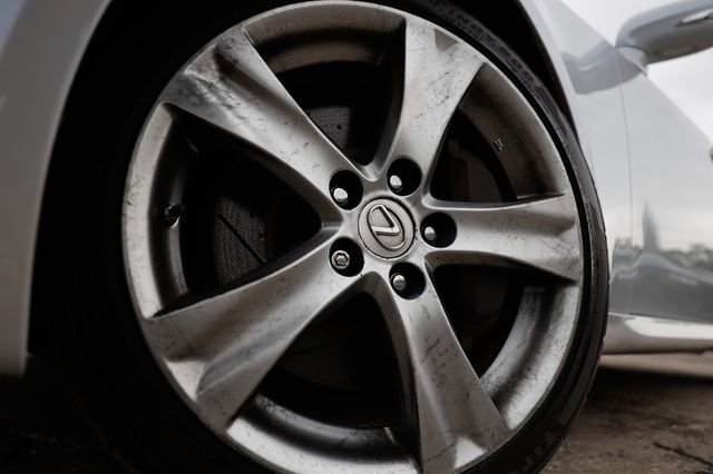 Used 2011 Lexus IS 350 4dr Sedan RWD image 36