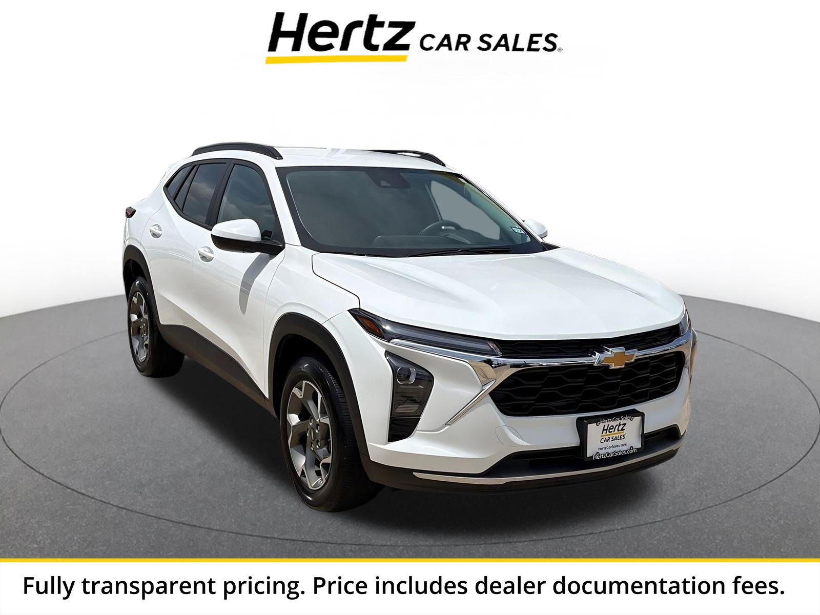 Used 2025 Chevrolet Trax LT FWD image 1