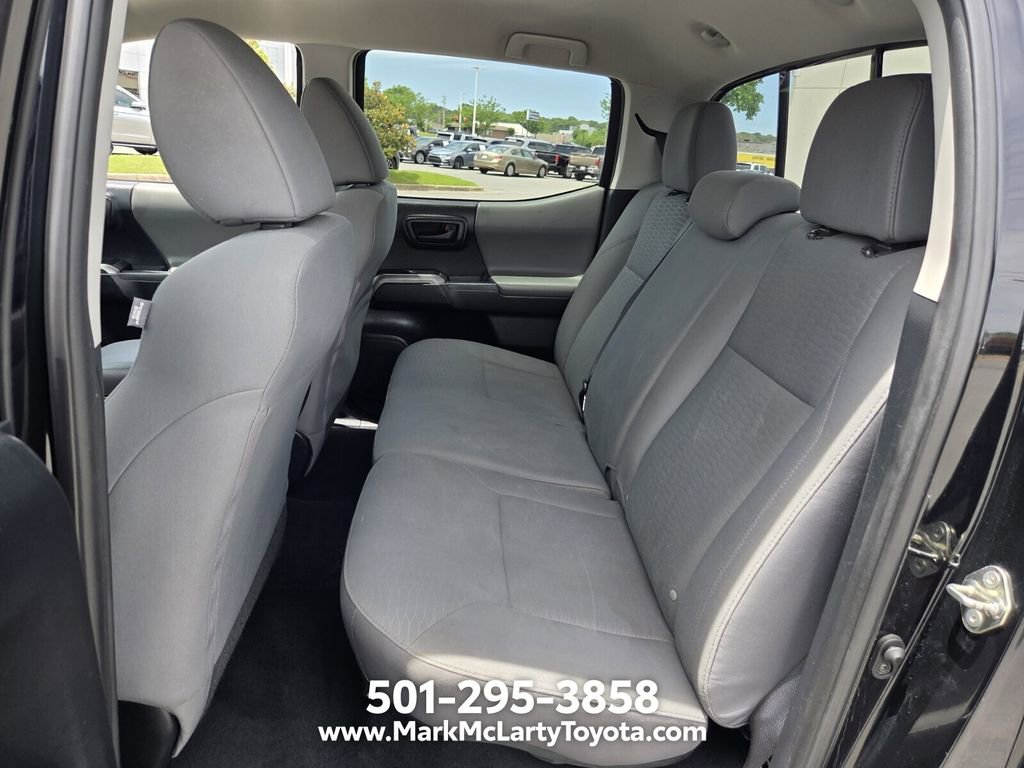 Used 2018 Toyota Tacoma SR5 RWD image 10