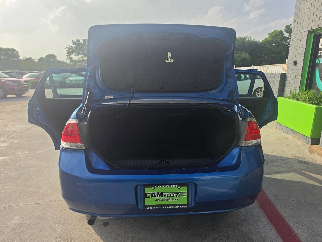 Used 2010 Ford Focus SE FWD image 25