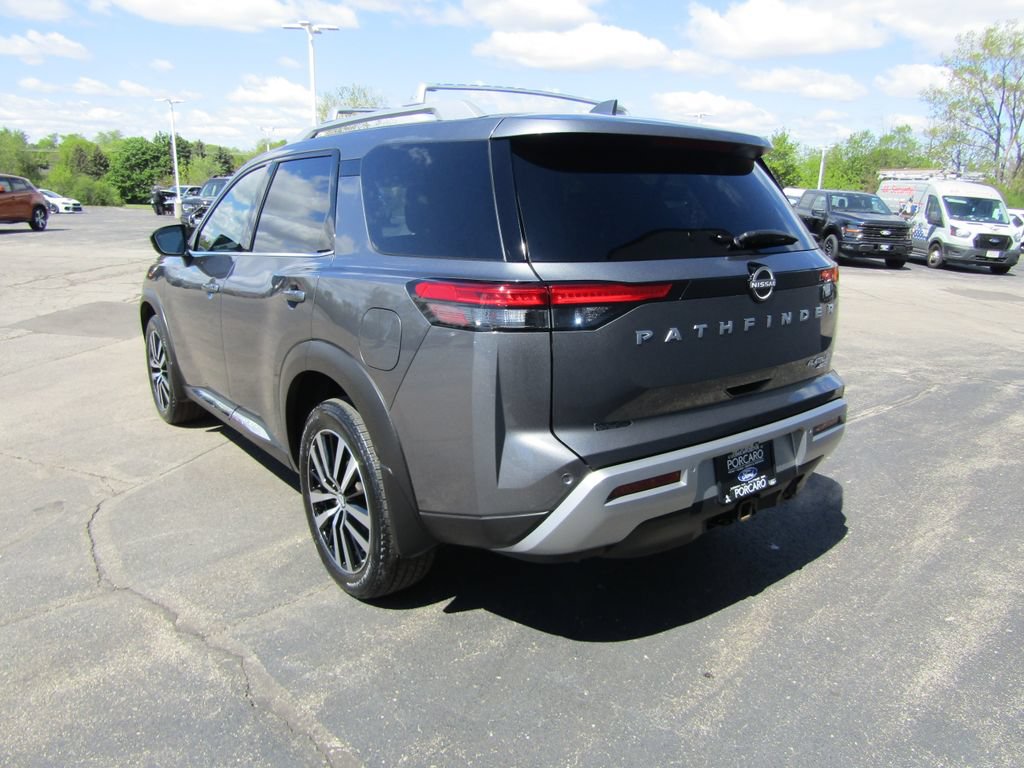 Used 2025 Nissan Pathfinder Platinum w/ Cargo Package AWD/4WD image 8