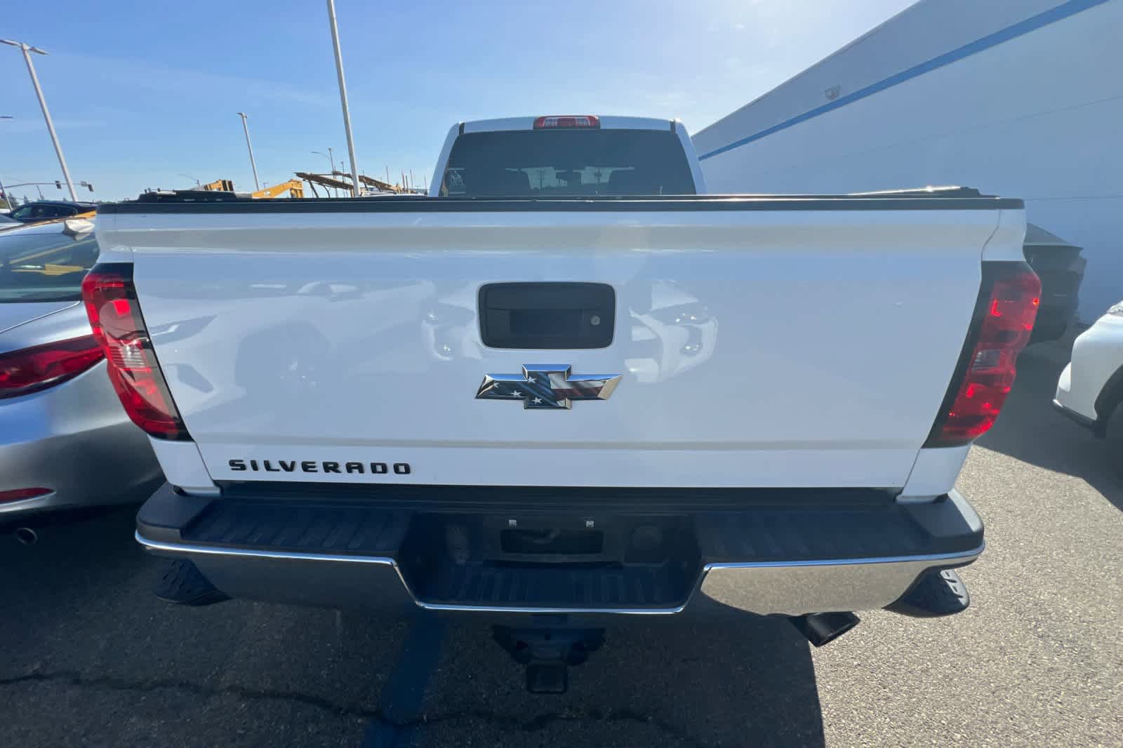Used 2015 Chevrolet Silverado 2500 LT w/ LT Convenience Package RWD image 5