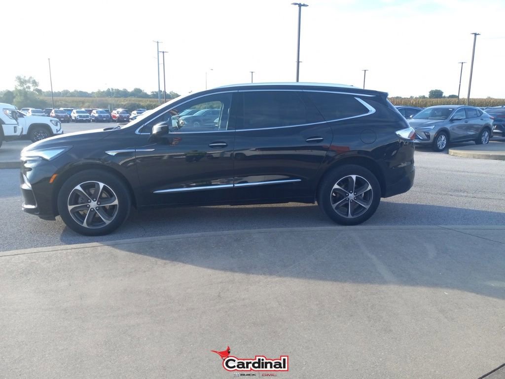 Certified 2022 Buick Enclave Essence w/ Experience Buick Package image 14