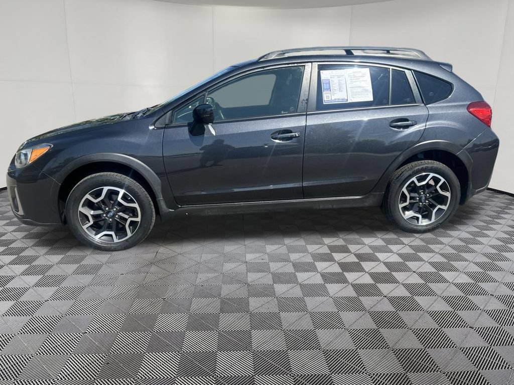 Used 2017 Subaru Crosstrek 2.0i Premium w/ Popular Package #2 AWD/4WD image 4