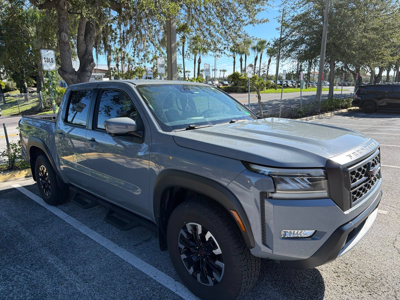 Certified 2023 Nissan Frontier PRO-4X w/ Pro Convenience Package AWD/4WD image 4
