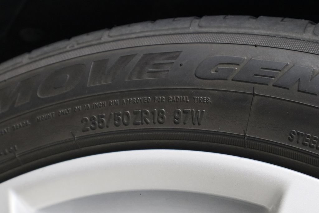 Used 2020 Chevrolet Camaro LS RWD image 37