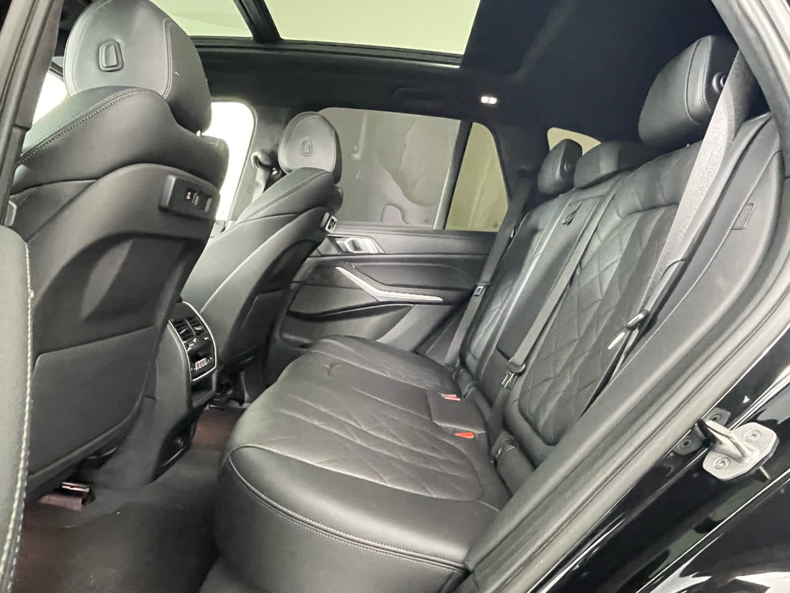 Used 2023 BMW X5 sDrive40i w/ M Sport Package RWD image 13