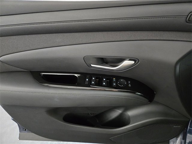 Used 2025 Hyundai Tucson Limited image 29